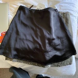White fox boutique "Ellery Mini Skirt Black" ; mini silk skirt
